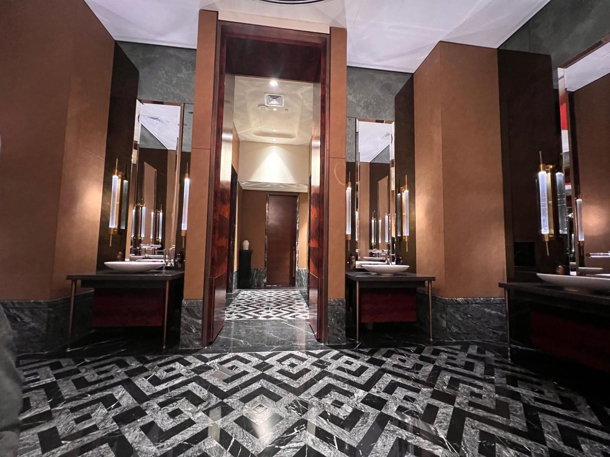 Luxury 2br In Paramount And Residences *